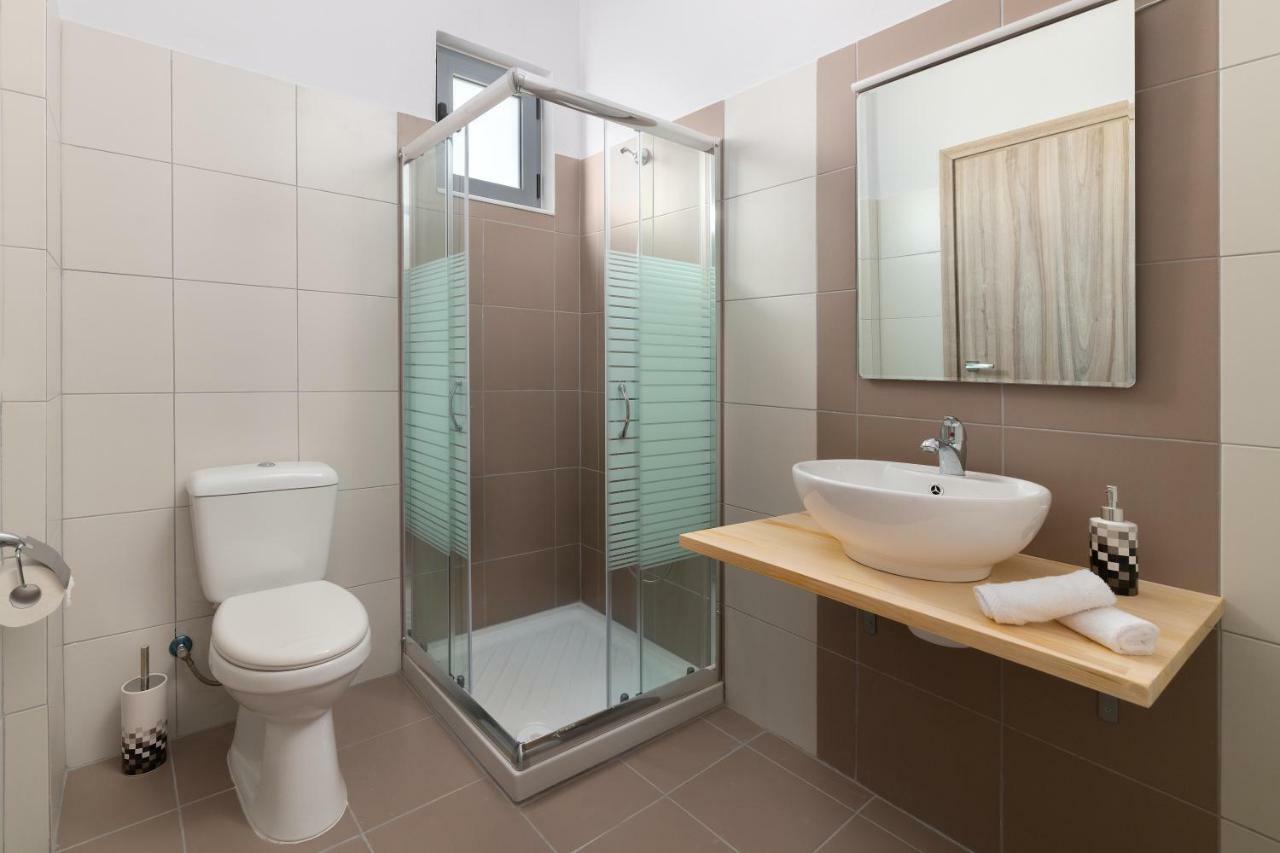 Ble Azzure Apartment Gennadi Exterior foto